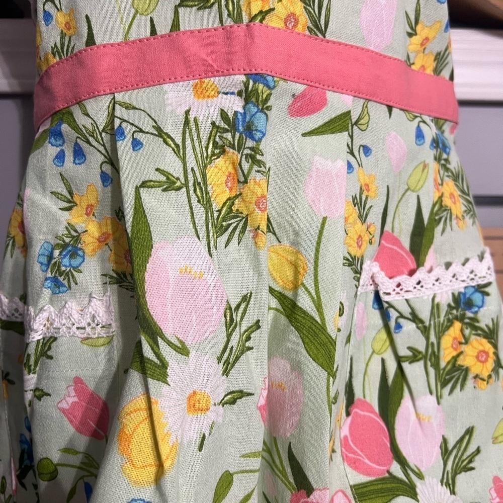 🌺 Spring Kitchen Apron - Picture 3 of 4